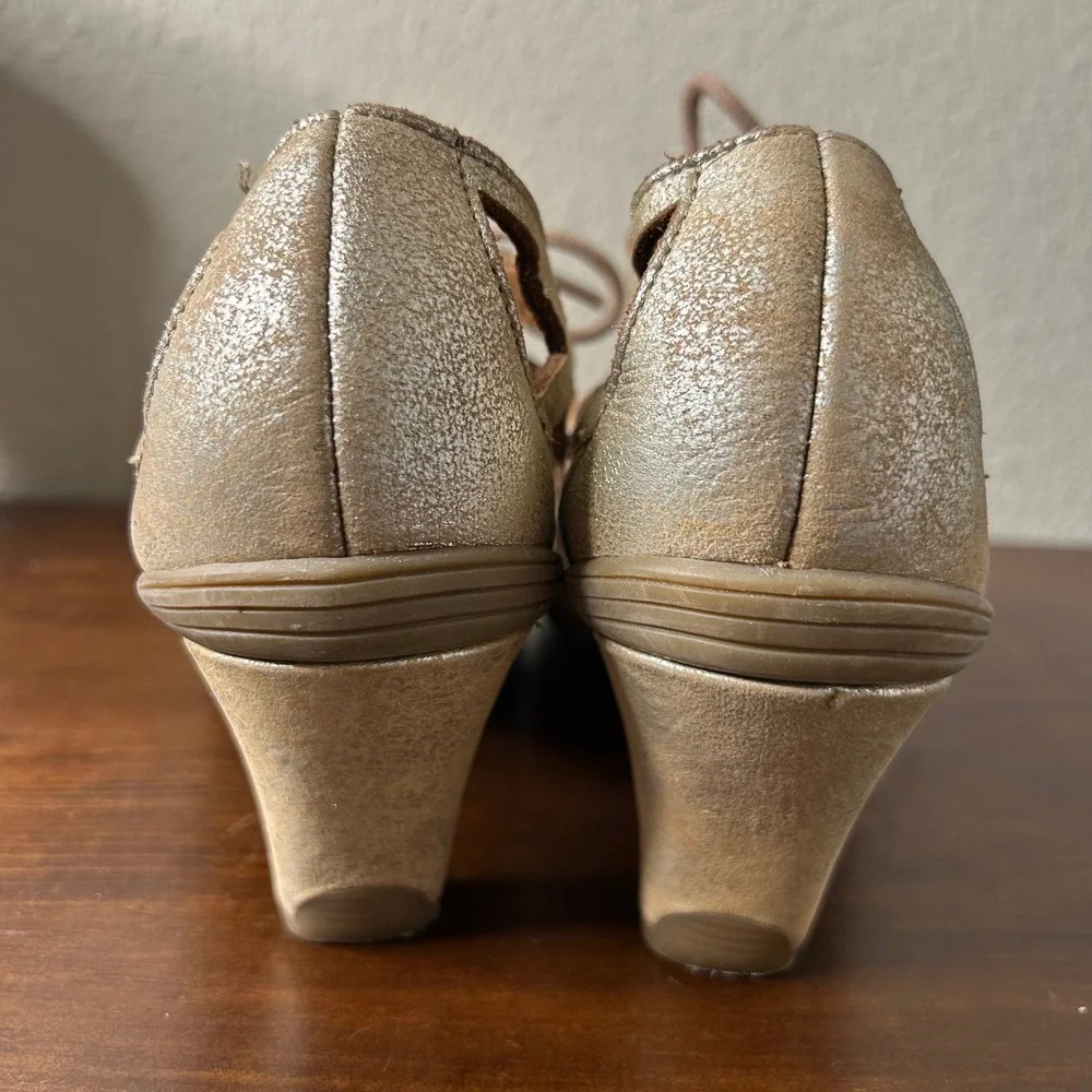 Gentle Souls‎ Heels 7.5 Okey Dokey Sandals Gold Metallic Leather Lace Up Cage